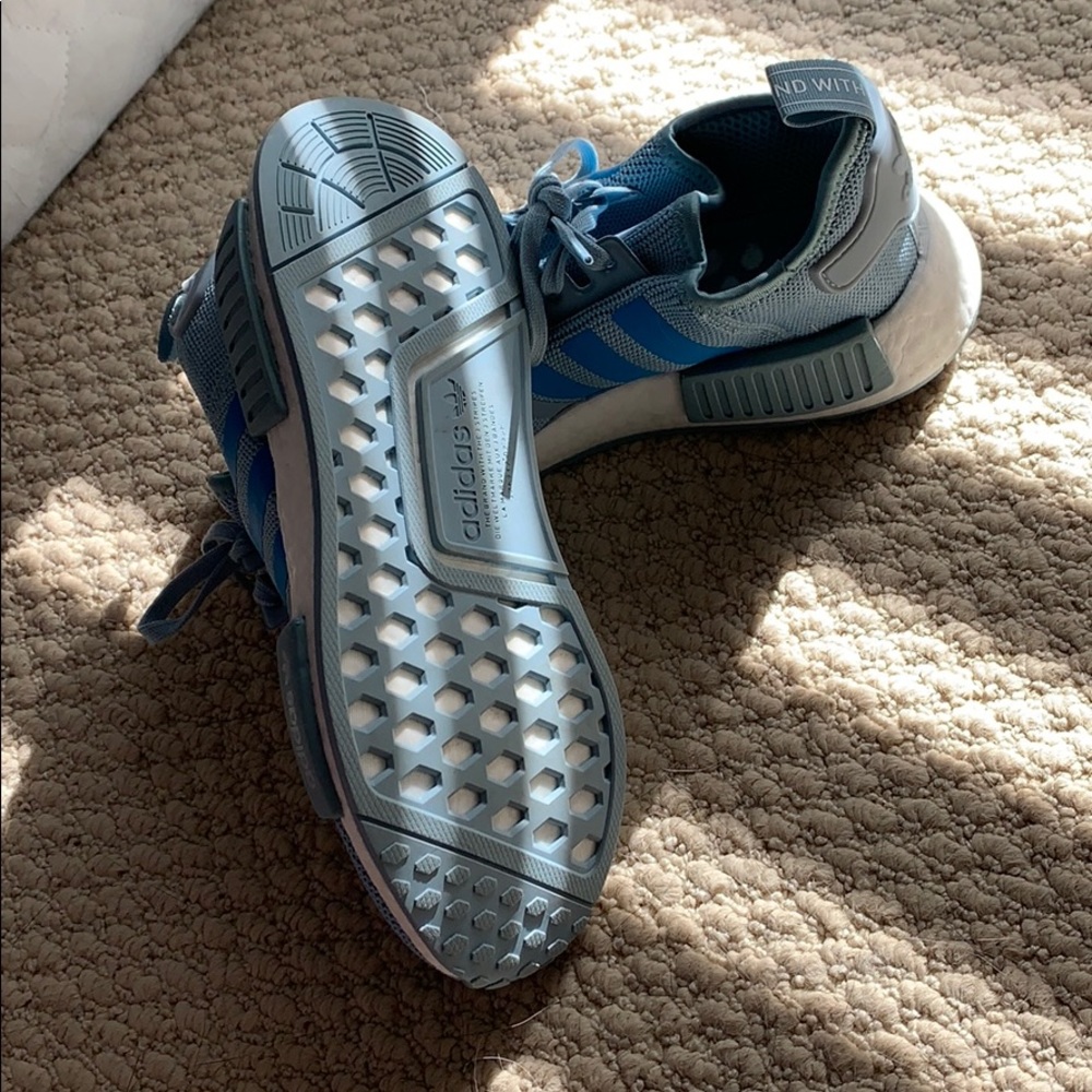 NWOB Adidas NMD R1 - Picture 2 of 3